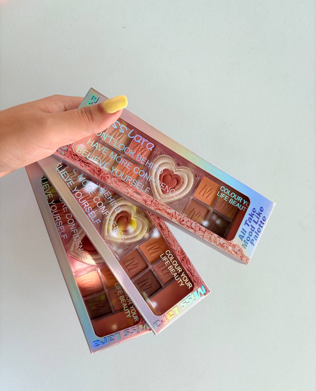 Paleta de sombras Miss Lara
